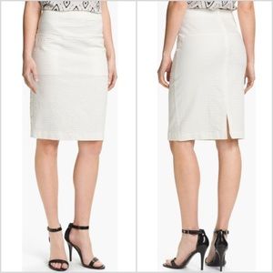 Theory ‘Clea’ Pencil Skirt in Ivory